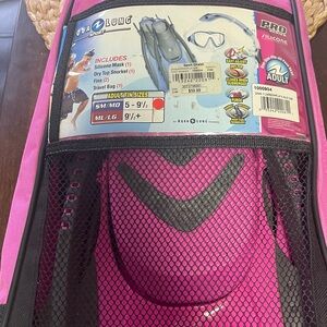 Aqua Lung Pink Women's Swim Fin Set with Silicone Mask